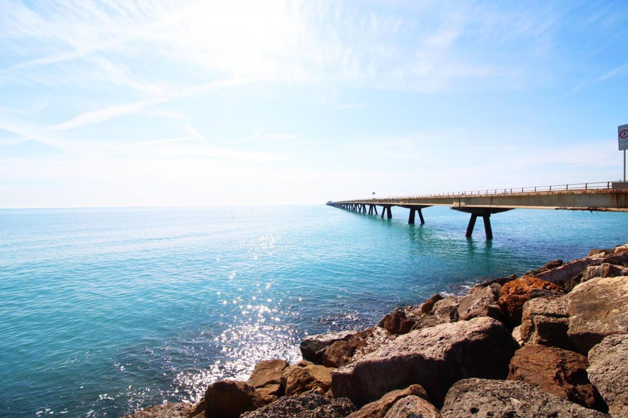 Global Properties, Apartamento Con 2 Habitaciones Y Perfecta Ubicacion En La Playa Sagunto Eksteriør billede